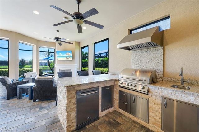 8362 Viale CIR, Naples, FL 34114
