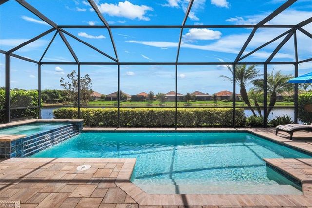 8362 Viale CIR, Naples, FL 34114