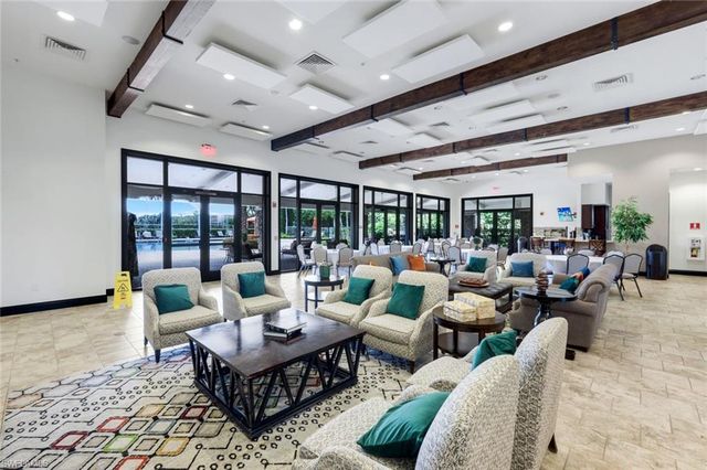 8362 Viale CIR, Naples, FL 34114