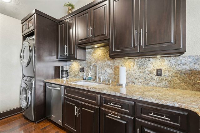 14805 Dutchman Drive, Rogers, AR 72756