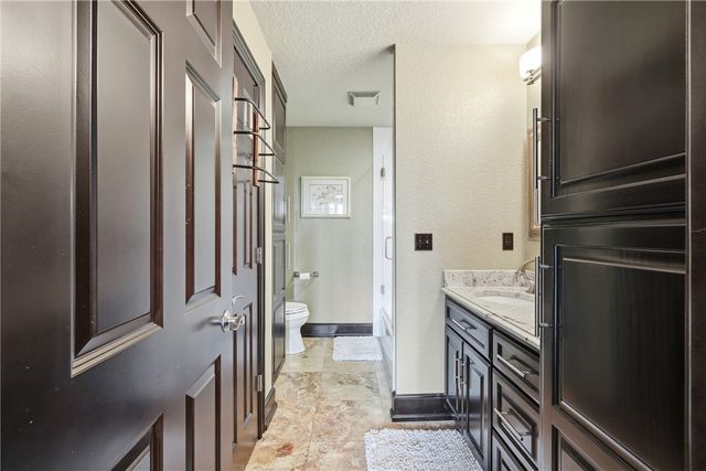 14805 Dutchman Drive, Rogers, AR 72756