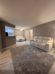 2626 Holly Hall Street 511, Houston, TX 77054