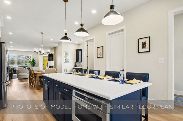 1249 Corby Boulevard A, South Bend, IN 46617