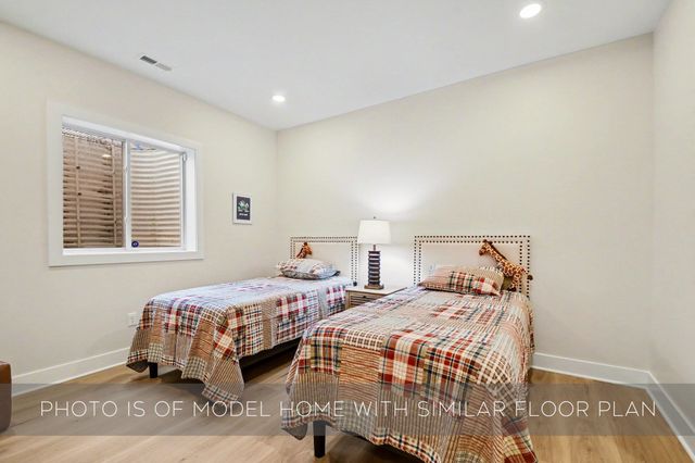 1249 Corby Boulevard A, South Bend, IN 46617