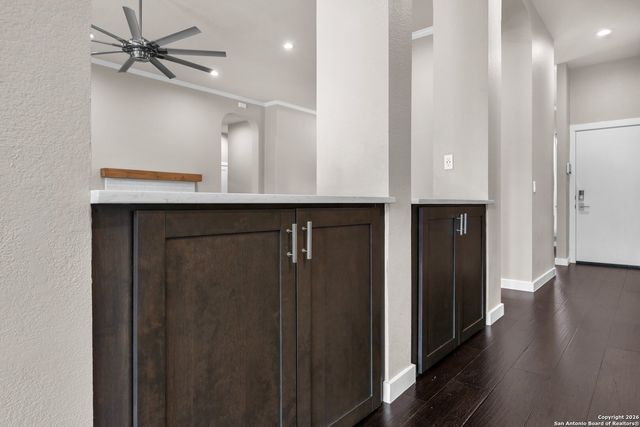 918 Steubing Oaks, San Antonio, TX 78258