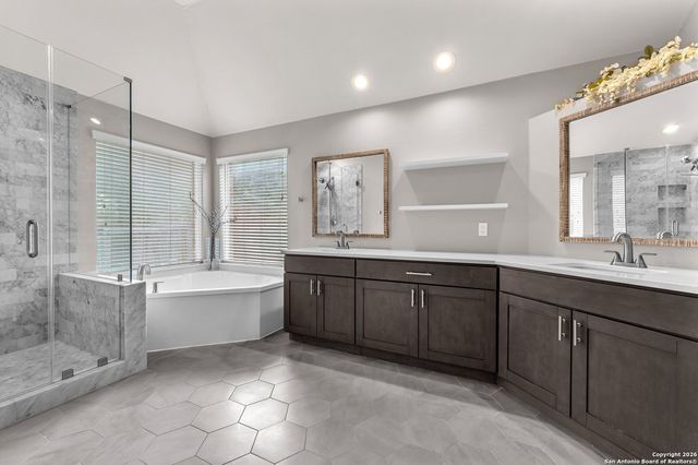 918 Steubing Oaks, San Antonio, TX 78258