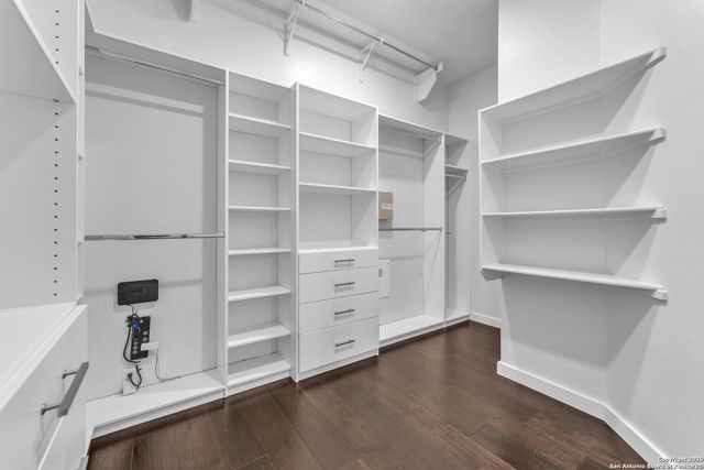 918 Steubing Oaks, San Antonio, TX 78258