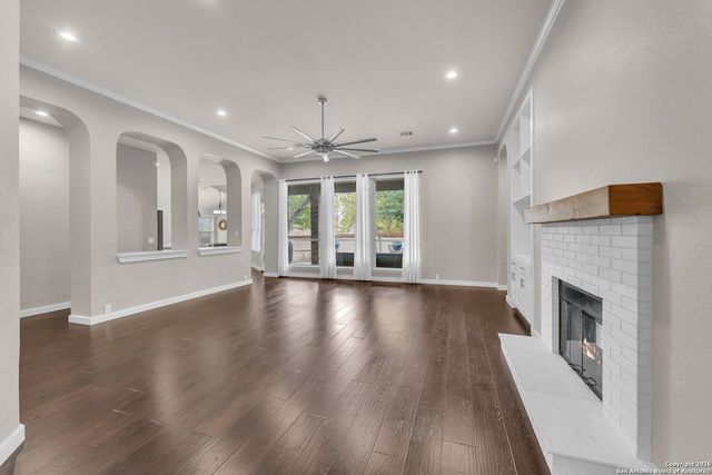 918 Steubing Oaks, San Antonio, TX 78258