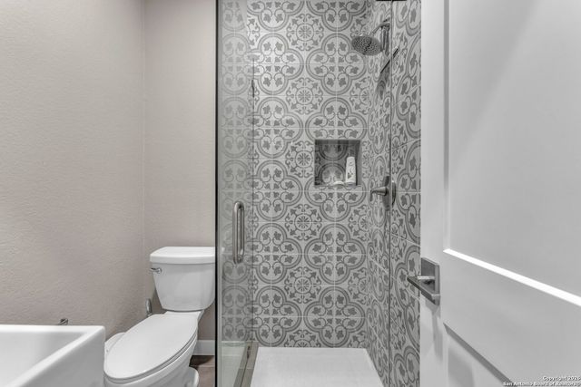 918 Steubing Oaks, San Antonio, TX 78258