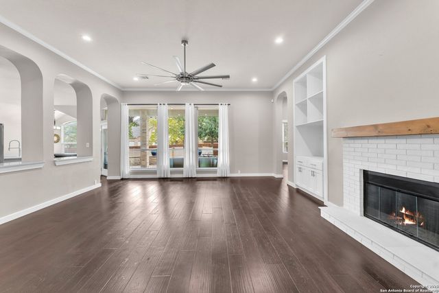 918 Steubing Oaks, San Antonio, TX 78258