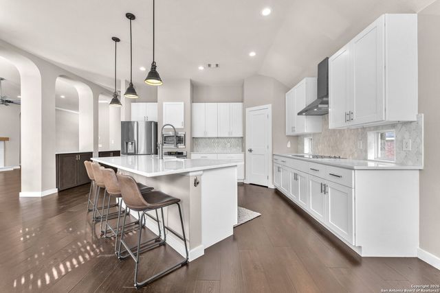 918 Steubing Oaks, San Antonio, TX 78258