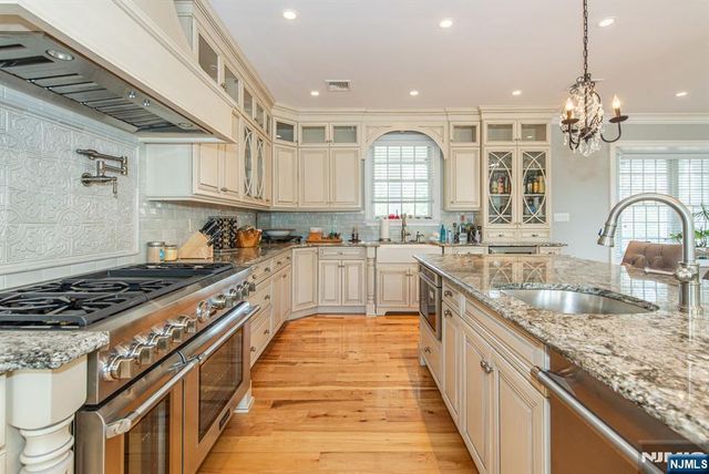 12 Maple Drive, North Caldwell, NJ 07006