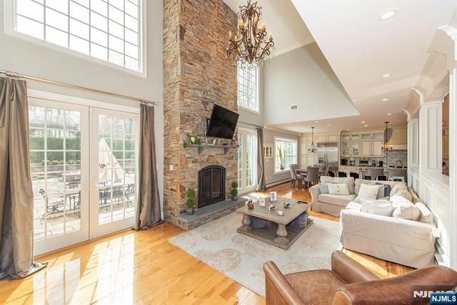 12 Maple Drive, North Caldwell, NJ 07006