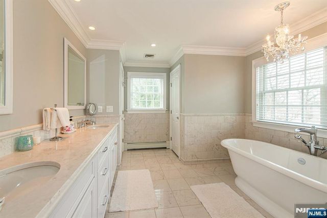 12 Maple Drive, North Caldwell, NJ 07006