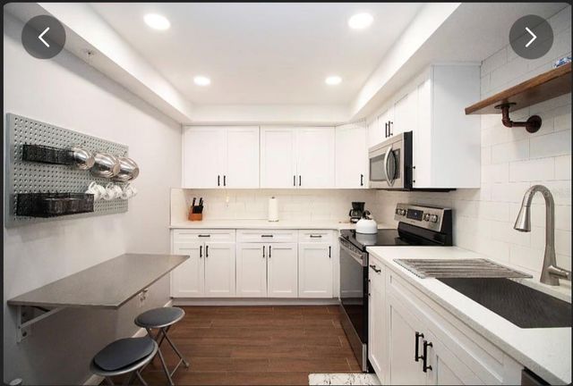 255 DOLPHIN POINT 2, Clearwater Beach, FL 33767