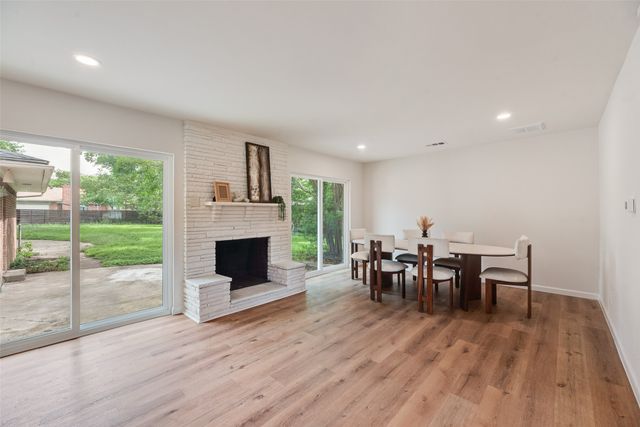 729 Town Creek Drive, Dallas, TX 75232