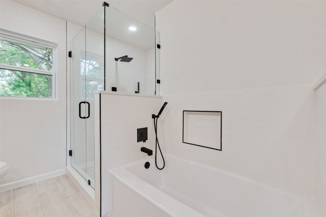 729 Town Creek Drive, Dallas, TX 75232