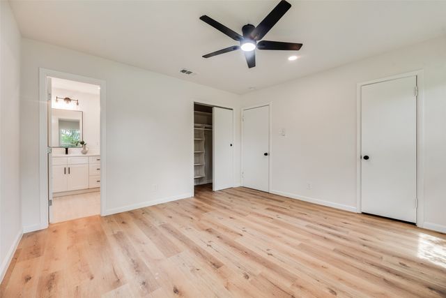 729 Town Creek Drive, Dallas, TX 75232