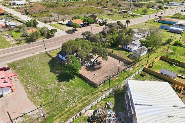 502 N Commercial St, Aransas Pass, TX 78336