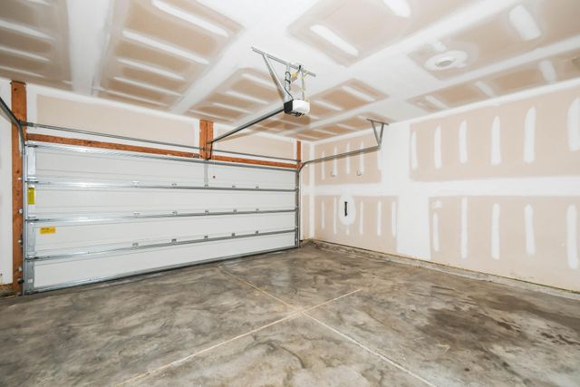 402 Bering Lane, Summerville, SC 29486
