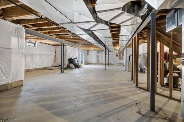 1 Grant Ct, Frankford Twp., NJ 07822