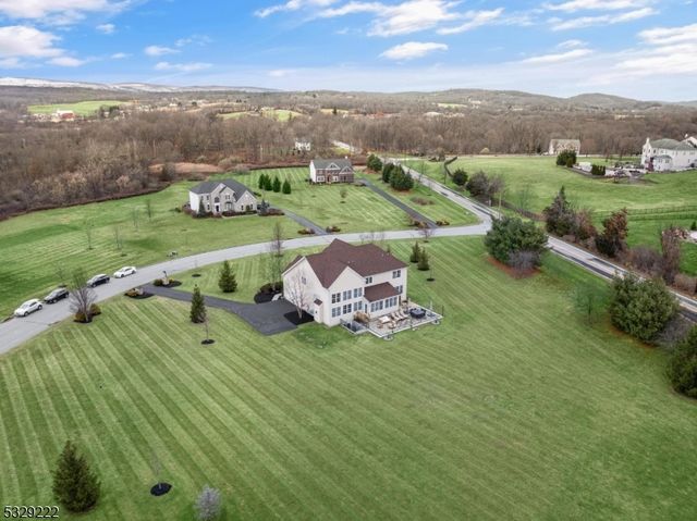 1 Grant Ct, Frankford Twp., NJ 07822