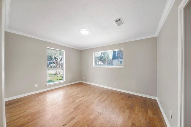 16121 Singapore Lane, Jersey Village, TX 77040