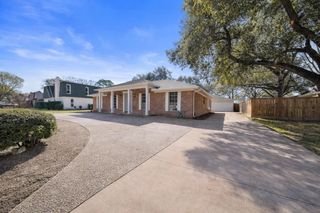16121 Singapore Lane, Jersey Village, TX 77040