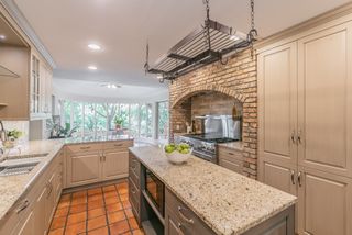 1306 Riverview Drive, Arlington, TX 76012