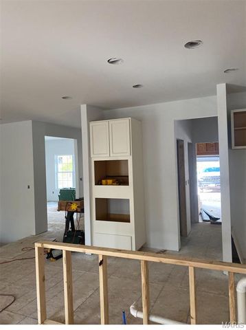 798 Canary Drive, Ballwin, MO 63021