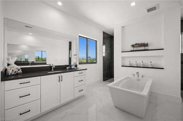 3512 Surfside BLVD, Cape Coral, FL 33914