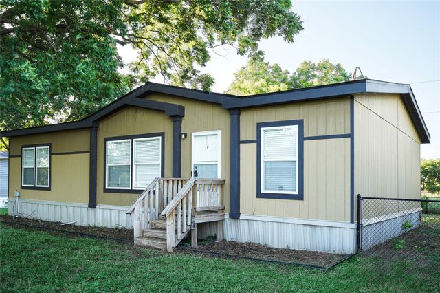 12629 County Road 1054, Farmersville, TX 75442