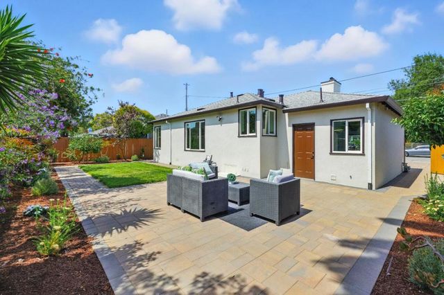1022 E Santa Inez Avenue, San Mateo, CA 94401