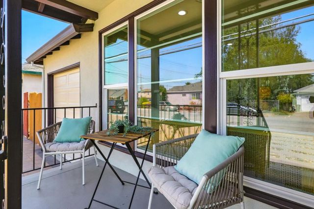 1022 E Santa Inez Avenue, San Mateo, CA 94401
