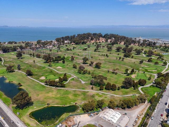 1022 E Santa Inez Avenue, San Mateo, CA 94401