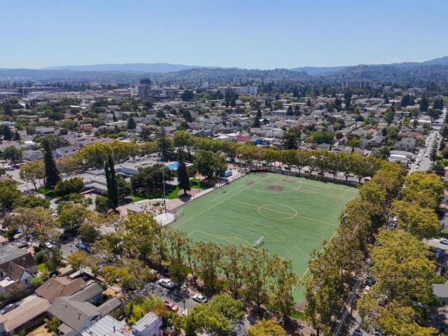 1022 E Santa Inez Avenue, San Mateo, CA 94401
