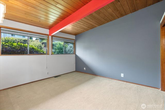 29852 Marine View Drive SW, Federal Way, WA 98023