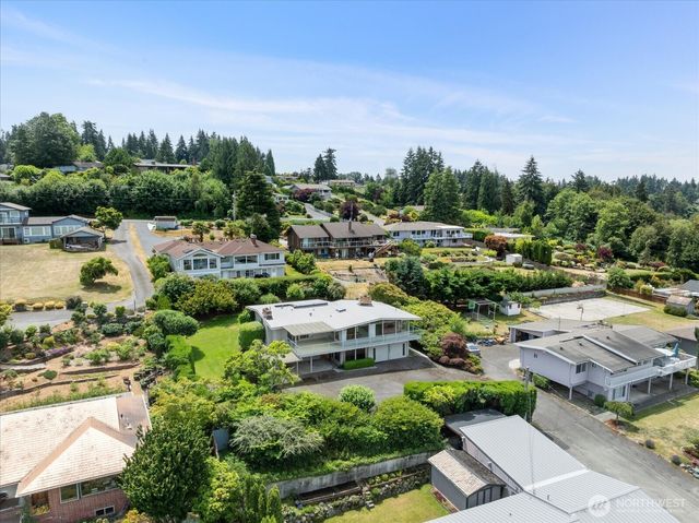 29852 Marine View Drive SW, Federal Way, WA 98023