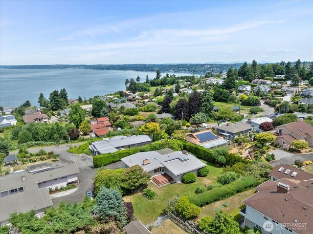 29852 Marine View Drive SW, Federal Way, WA 98023