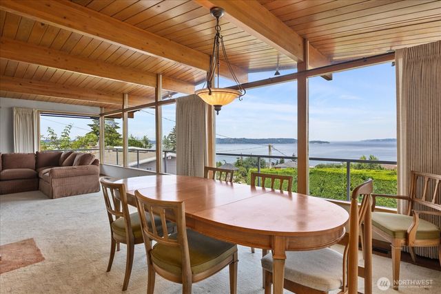 29852 Marine View Drive SW, Federal Way, WA 98023