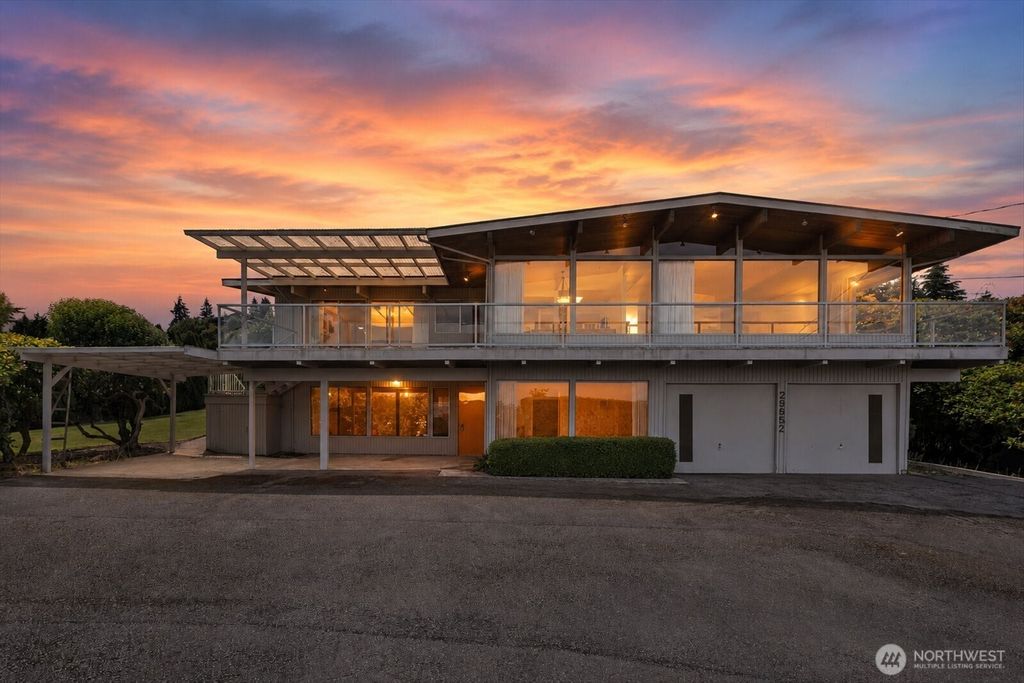 29852 Marine View Drive SW, Federal Way, WA 98023
