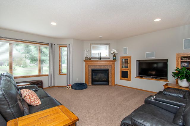 3662 N Sedona Court, West Fargo, ND 58078