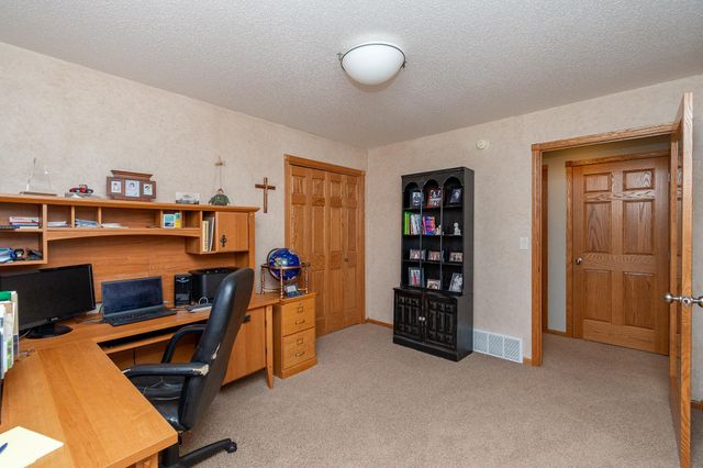 3662 N Sedona Court, West Fargo, ND 58078