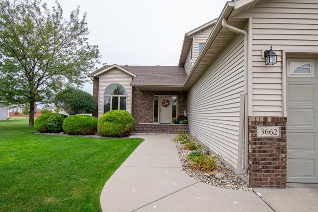 3662 N Sedona Court, West Fargo, ND 58078