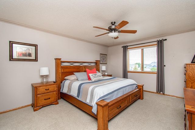 3662 N Sedona Court, West Fargo, ND 58078