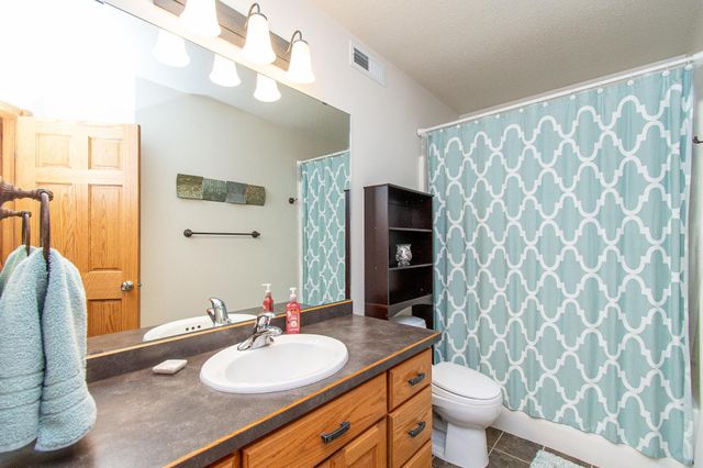 3662 N Sedona Court, West Fargo, ND 58078