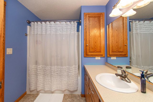 3662 N Sedona Court, West Fargo, ND 58078