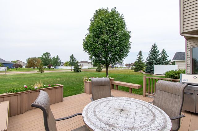 3662 N Sedona Court, West Fargo, ND 58078