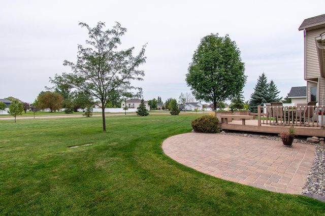 3662 N Sedona Court, West Fargo, ND 58078