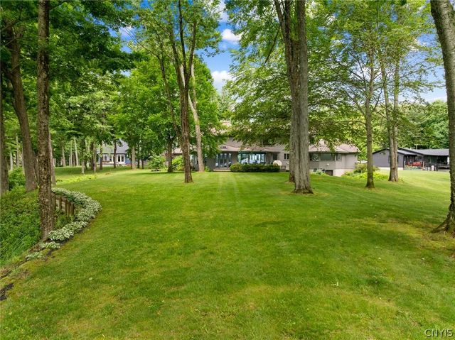 6520 Pillmore Circle, Lee, NY 13440